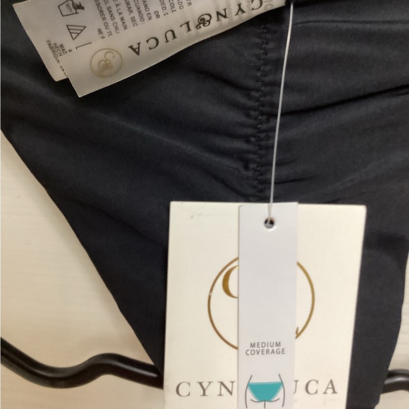NWT Hobie top and Cyn&loca 2 piece swimsuit - Picture 5 of 5